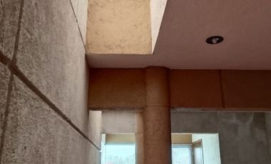 CASA EN VENTA SOBRE CALLE MUY CERCA DE PASEOS DE LA REFORMA EN COL. TRES DE MAYO $4,500,000.00