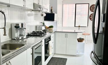 Hermoso Apartamento con Vista en Santa Teresita, Cali.