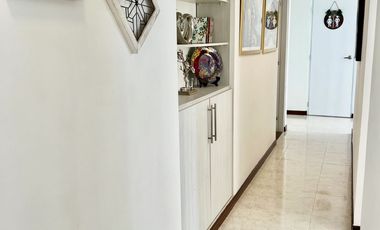 Hermoso Apartamento con Vista en Santa Teresita, Cali.