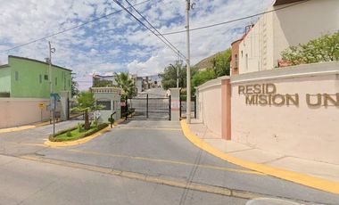 Casa en Remate Bancario, Fracc Mision Universidad I, muy cerca de la UACH, Chihuahua, Chih.