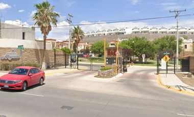 Casa en Remate Bancario, Fracc Santa Clara, muy cerca de la UACH, Chihuahua, Chih.