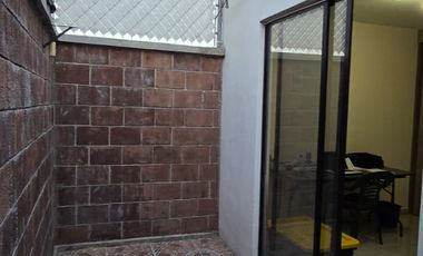 Casa amueblada en renta en Jardines de Versalles