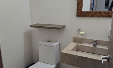 Casa amueblada en renta en Jardines de Versalles