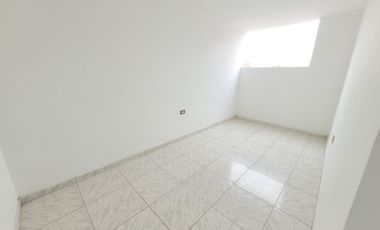 VENDO DPTO. EN LAS PRADERAS DE SANTA ANITA 2da ETAPA
