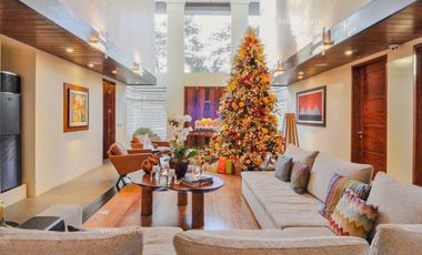 5BR House and Lot For Sale - Valle Verde 1