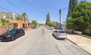 Casa en Remate Bancario, Fracc San Felipe, Chihuahua, Chih.