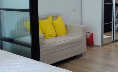 Two Serendra, 1 Bedroom 50 sqm. Bonifacio Global City.