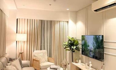 Fully furnished beach front 2 Bedroom condo for sale in Mactan Cebu