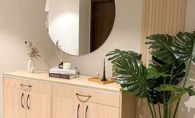 Fully furnished beach front 2 Bedroom condo for sale in Mactan Cebu
