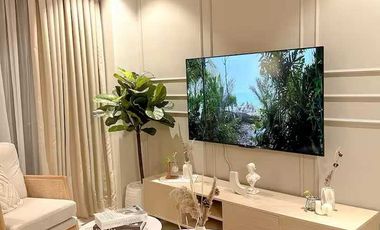 Fully furnished beach front 2 Bedroom condo for sale in Mactan Cebu