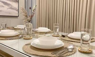 Fully furnished beach front 2 Bedroom condo for sale in Mactan Cebu