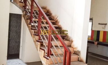 Jual Villa Kondisi Siap Huni Komplek Graha Metropolitan Cluster Sophie Suite