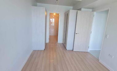 Resale Brandnew Beach Condo Unit in Mandani Bay