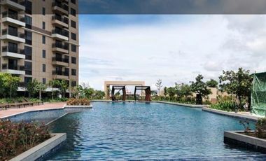 Resale Brandnew Beach Condo Unit in Mandani Bay