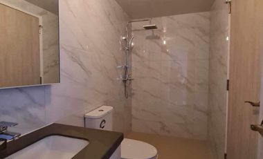 Resale 2 Bedrooms Beach Condo Unit in Mandani Bay