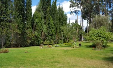 Propiedad en venta. Challuabamba Pan. Norte. amplia área verde. Fácil acceso