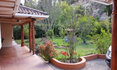 Propiedad en venta. Challuabamba Pan. Norte. amplia área verde. Fácil acceso