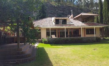 Propiedad en venta. Challuabamba Pan. Norte. amplia área verde. Fácil acceso