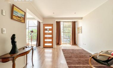 CASA AISLADA DE 2 PISOS EN VENTA, QUILPUÉ