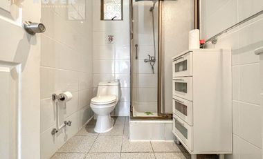 CASA AISLADA DE 2 PISOS EN VENTA, QUILPUÉ