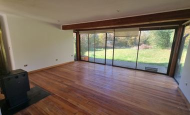 ¡Vive en un hermoso entorno en Lefun, Villarrica!