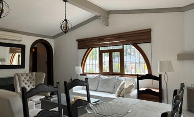 DEPARTAMENTO EN RENTA AMUEBLADO EN COLOMOS