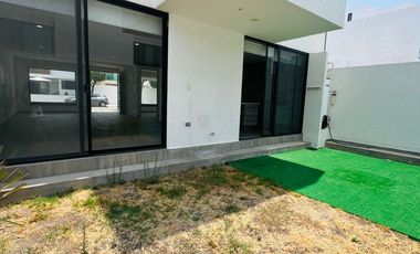 CASA EN RENTA MODERNA