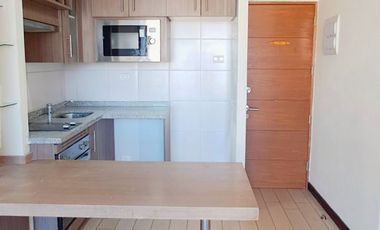 Arriendo dpto. 1 dormitorio, 1 baño. Metro Toesca