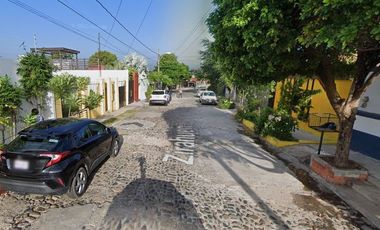 VENTA DE CASA EN COLONIA 600 CASAS LAZARO CARDENAS MICHOACAN