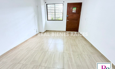 Se Arrienda Hermosa Casa Unifamiliar en Unidad Abierta.