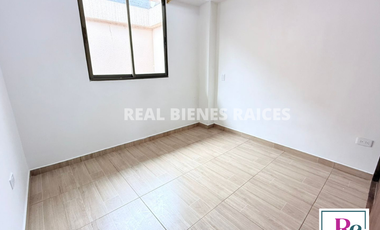 Se Arrienda Hermosa Casa Unifamiliar en Unidad Abierta.