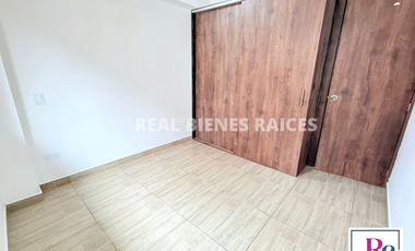 Se Arrienda Hermosa Casa Unifamiliar en Unidad Abierta.