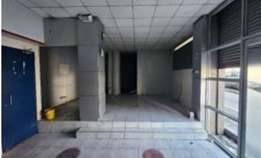 Venta de local comercial, sector Alameda - Quito