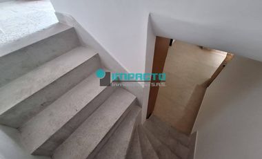 Se arrienda Casa dúplex en el sector de la Velódromo cód. 3793