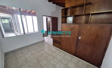 Se arrienda Casa dúplex en el sector de la Velódromo cód. 3793