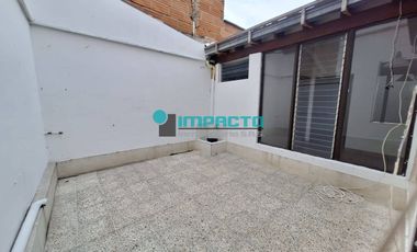 Se arrienda Casa dúplex en el sector de la Velódromo cód. 3793