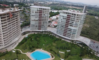 DEPARTAMENTO AMUEBLADO DE LUJO, EN CIMA PARK, DENTRO DE LA ZONA REAL DE GUADALAJARA.
