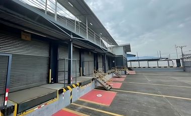 Alquiler Bodega - galpón Industrial de 20000 m² | Norte Guayaquil | Andenes | Seguridad 24/7