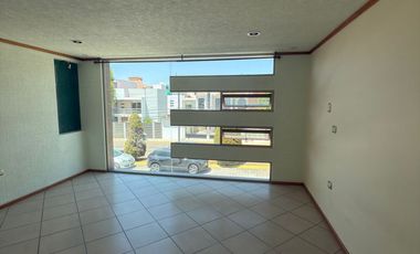 SE RENTA CASA EN PACHUCA, ARBOLEDAS DE SAN JAVIER