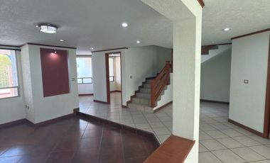 SE RENTA CASA EN PACHUCA, ARBOLEDAS DE SAN JAVIER