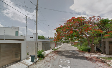 Venta de Casa en Remate, en Zona Exclusiva, Col. Maya, Merida, Yucatán