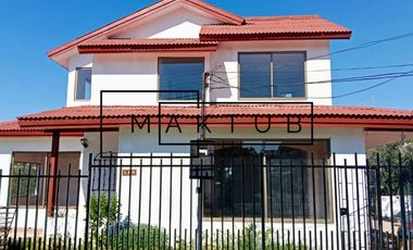 Amplia y cómoda casa Habitacional o Comercial, excelente Ubicación cerca del centro de Belloto