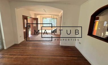 Amplia y cómoda casa Habitacional o Comercial, excelente Ubicación cerca del centro de Belloto