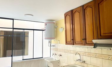Alquiler De Departamento En 1Er Piso + Cochera — Santa Patricia, La Molina