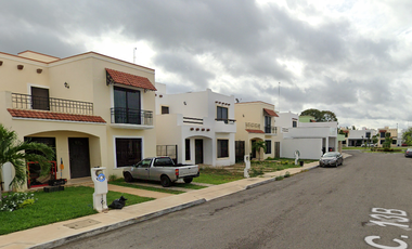 Venta de Casa en Remate, en Zona Exclusiva estratégicamente ubicada, Col. Caucel, Mérida, Yucatán