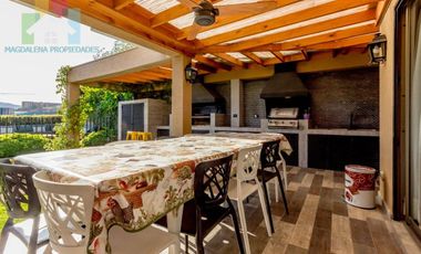 Venta hermosa casa Camino el Huinganal - Lo Barnechea