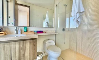 Penthouse en Venta en sector Bellavista, a 100 mts del Mar, Santa Marta