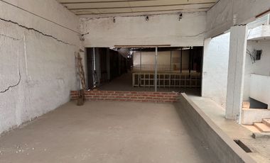 Nave Industrial en Venta / Renta A unos metros de Blvd Torres Landa León, Gto