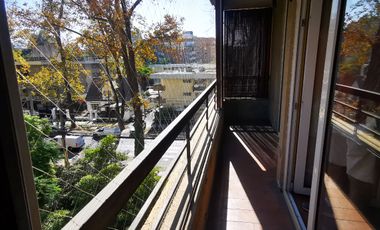 VENTA IMPERDIBLE - METRO LOS LEONES DEPARTAMENTO HERMOSO