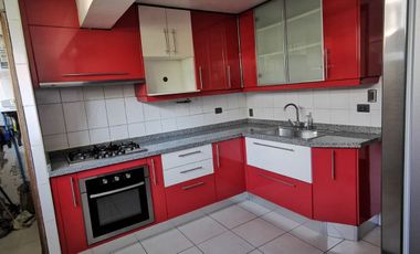 VENTA IMPERDIBLE - METRO LOS LEONES DEPARTAMENTO HERMOSO